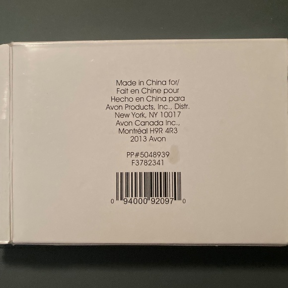 Avon Interchangeable Pendant and Earring Set. - Picture 3 of 4